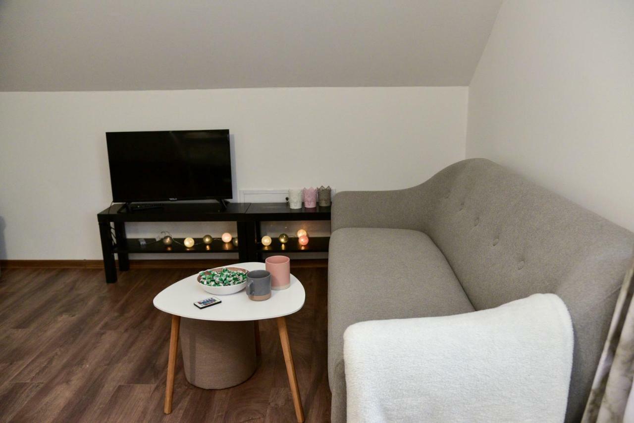 Tesla Coil Apartments Gospic Bagian luar foto